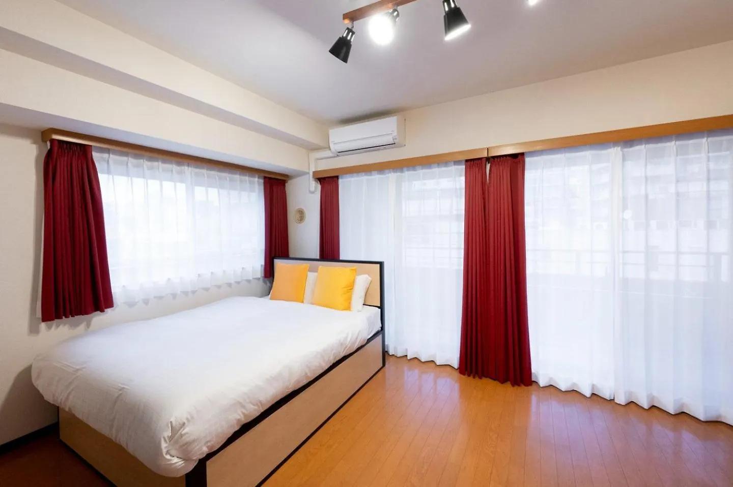 Delccs Yamabuki Kagurazaka III Apartment Tokyo
